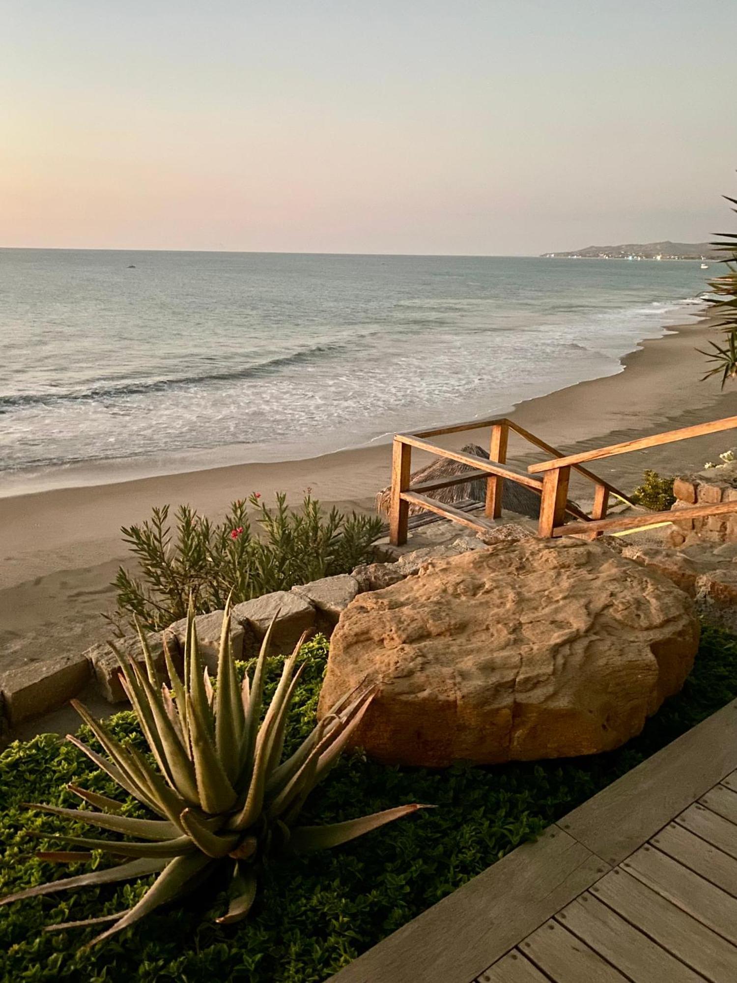Hotel La Playa à Los Órganos Extérieur photo